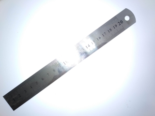 Линейка железная 20см