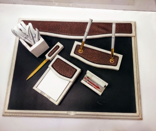 Набор для руководителя белый с тайником